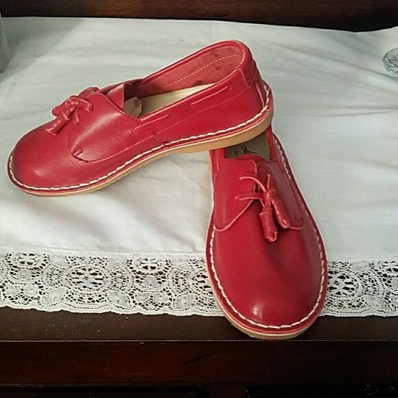 Storybook heirloom shoes  - Picture 2 of 6